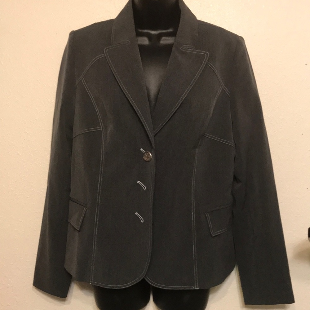 Randy Kemper Grey Blazer